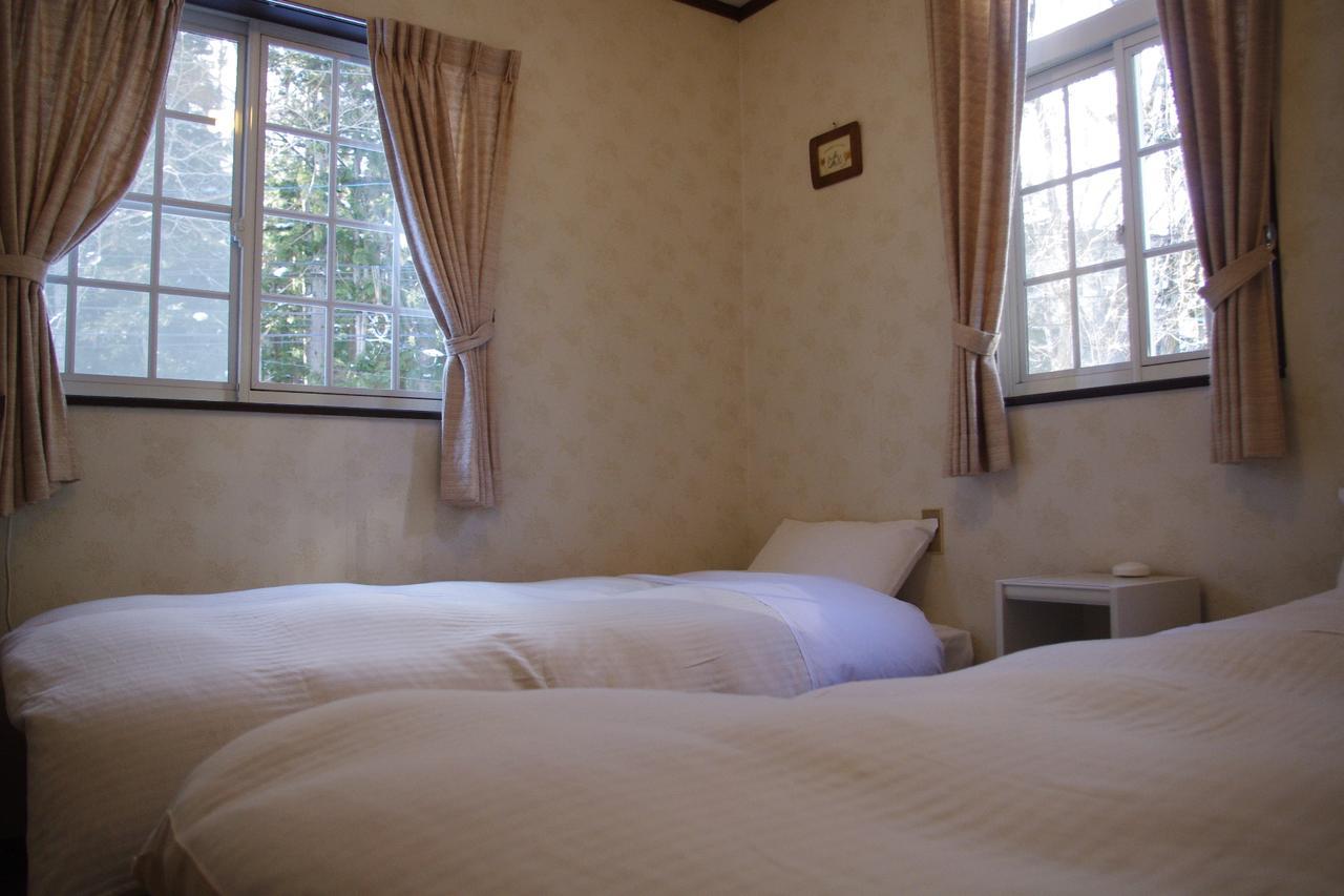 ซันนี่ ไซด์ ฮัท Bed & Breakfast ฮาคุบะ ภายนอก รูปภาพ